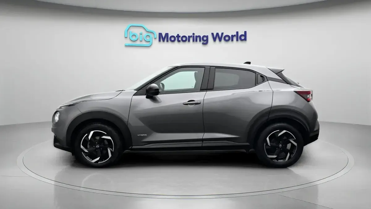 Used Nissan Juke N-Connecta 143 HP (105 kW) 2023 Grey SUV