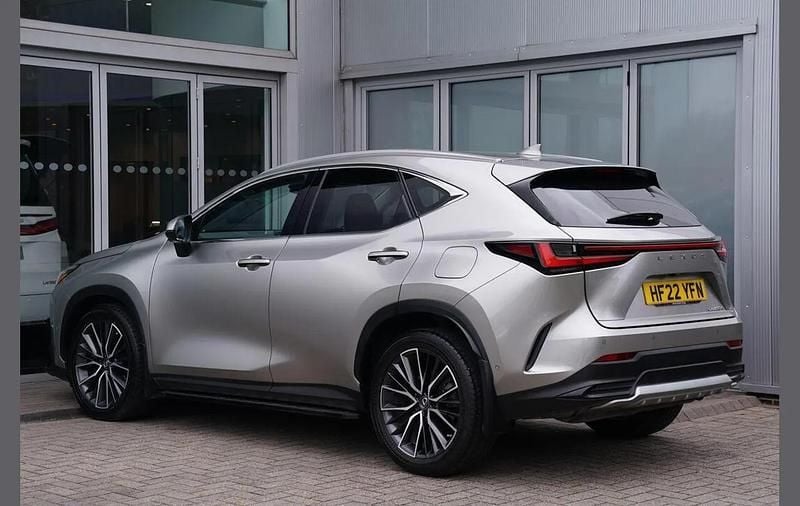 Used Lexus NX450h+ 301 HP (221 kW) 2022 Silver SUV