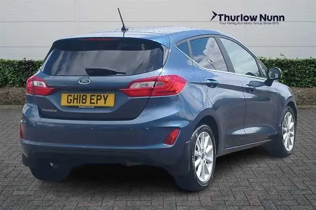 Used Ford Fiesta Titanium 100 HP (73 kW) 2018 Blue Hatchback