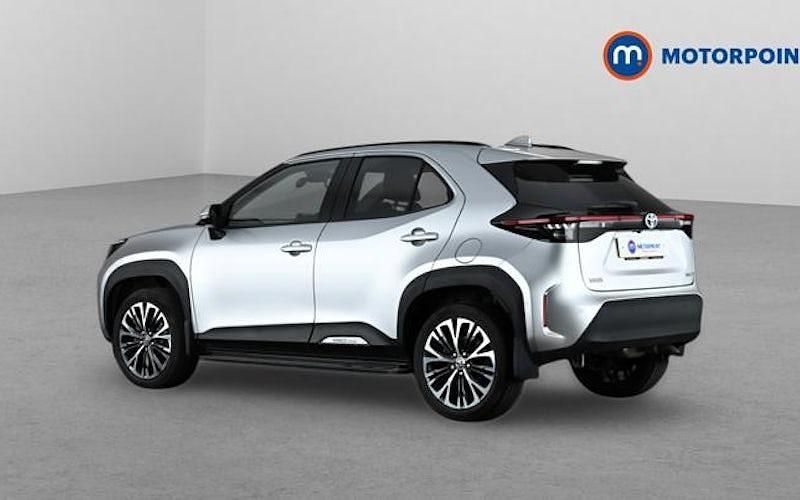 Used Toyota Yaris Hybrid 116 HP (85 kW) 2025 Estate