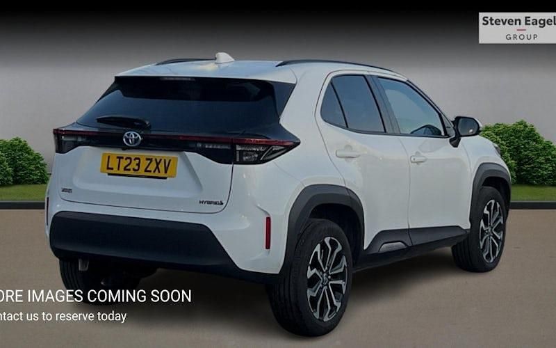 Used Toyota Yaris Hybrid Design 116 HP (85 kW) 2026 Estate