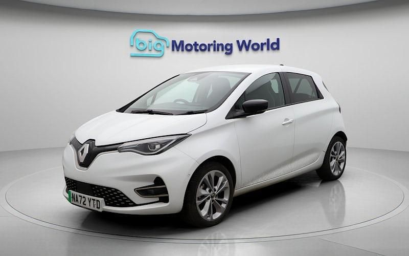 Used Renault Zoe Iconic 100 kW (136 HP) 2024 Hatchback