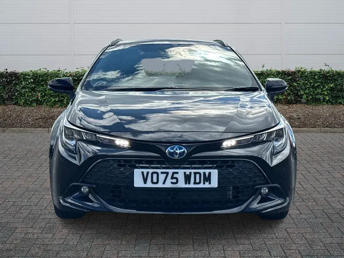 Used Toyota Corolla 140 HP (102 kW) 2025 Black