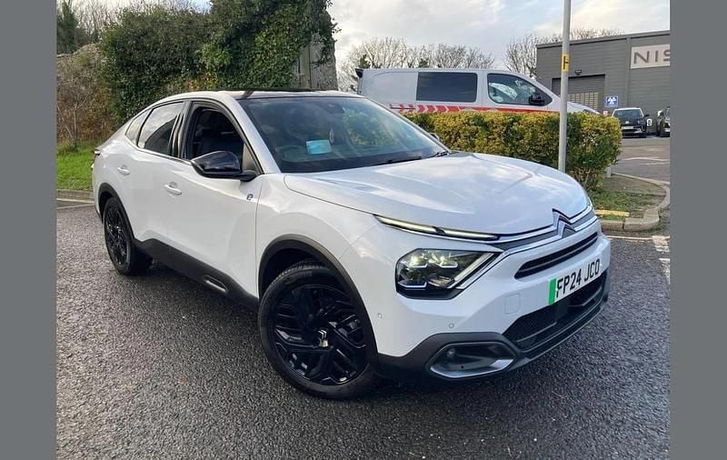 White Used 2024 Citroën e-C4 Sedan | £15,495 (Fair price) - Image 1/4