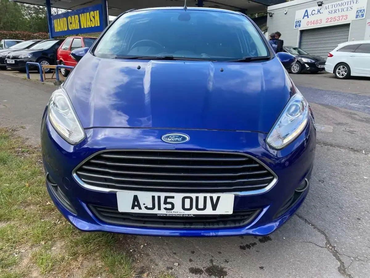 Usado Ford Fiesta Titanium 2015 Azul Utilitario