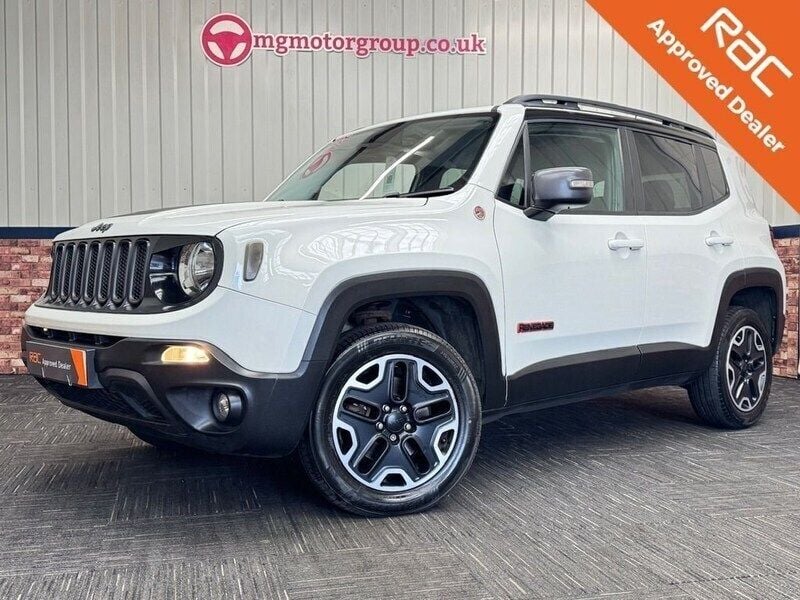 White Used 2016 Jeep Renegade Trailhawk SUV | £8,995 (Fair price) - Image 1/4