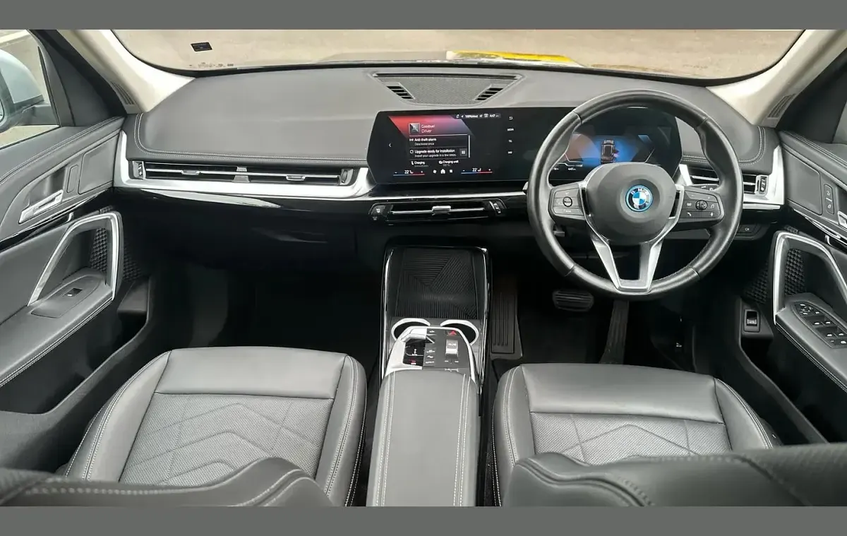 Begagnad BMW iX1 xLine 230 kW (313 HK) 2024 Svart SUV