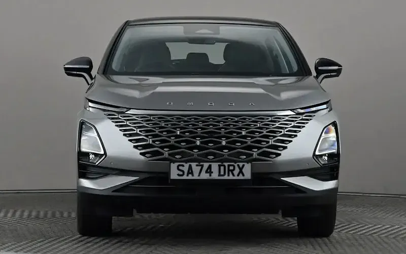 Used Omoda 5 186 HP (136 kW) 2024 Silver/black SUV