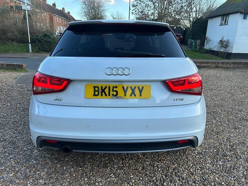 Used Audi A1 S-Line 86 HP (63 kW) 2015 White Hatchback