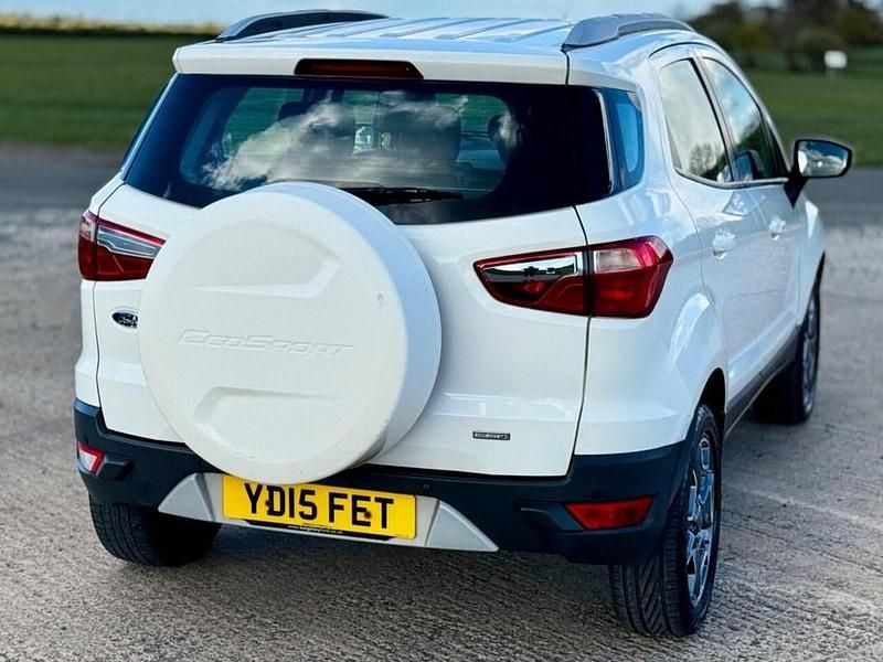 Used Ford Ecosport Titanium 125 HP (91 kW) 2015 White SUV