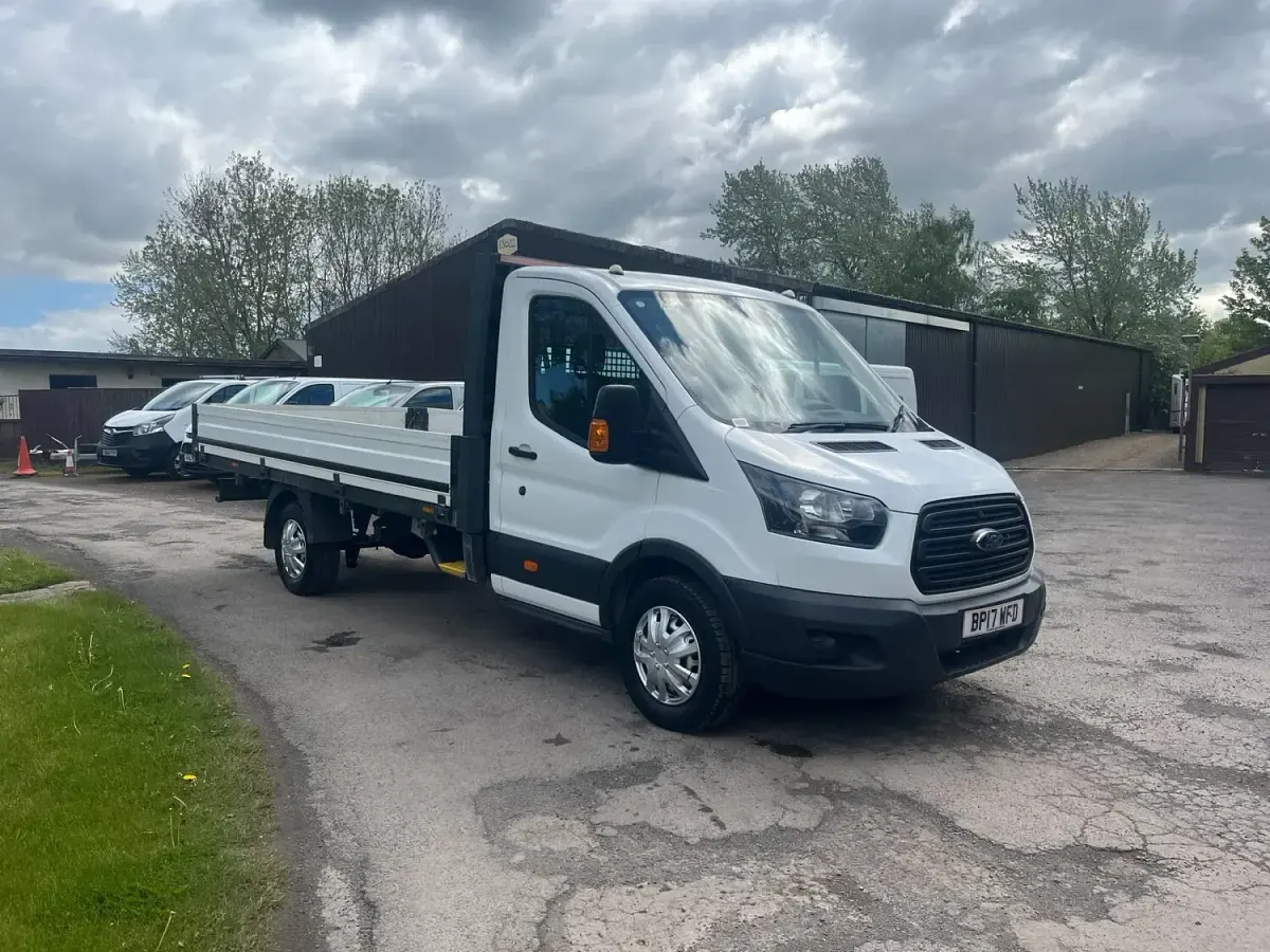Used Ford Transit 130 HP (95 kW) 2017 White Cabriolet