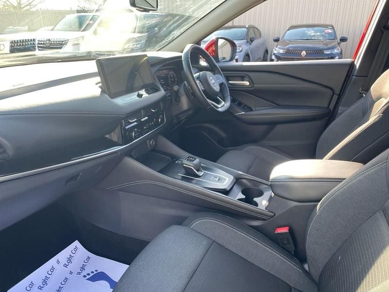 Used Nissan Qashqai N-Connecta 2022 Red SUV