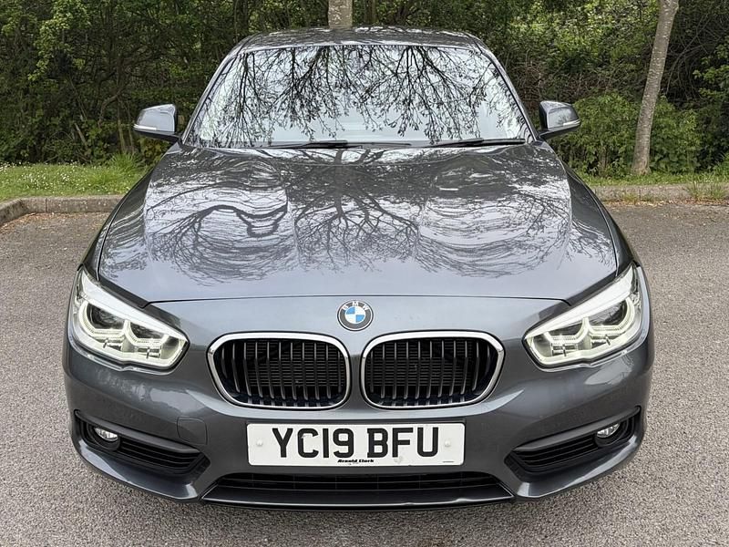 Usado BMW 118 2019 Cinzento Citadino