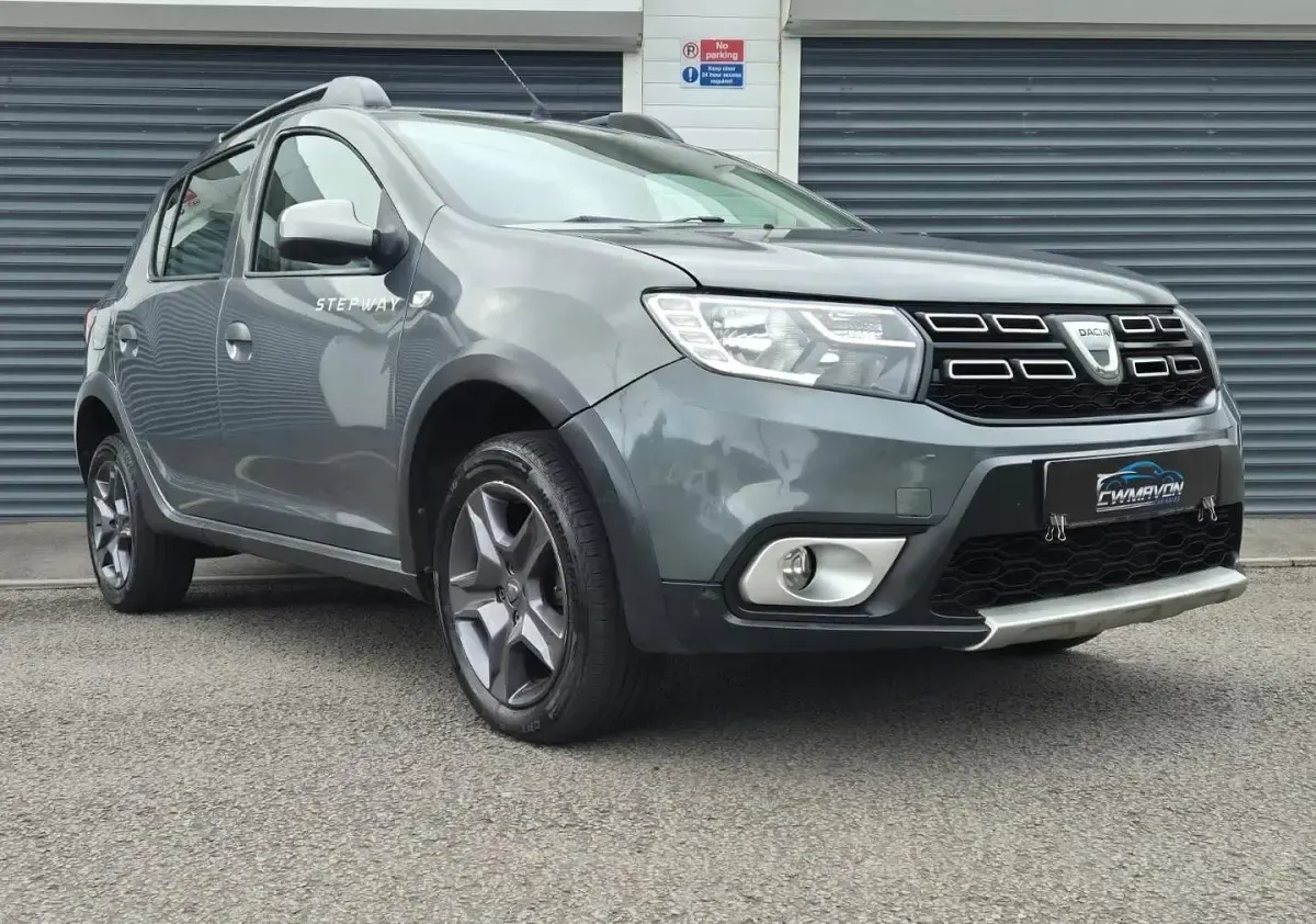 Used Dacia Sandero Stepway 2017 Grey Hatchback