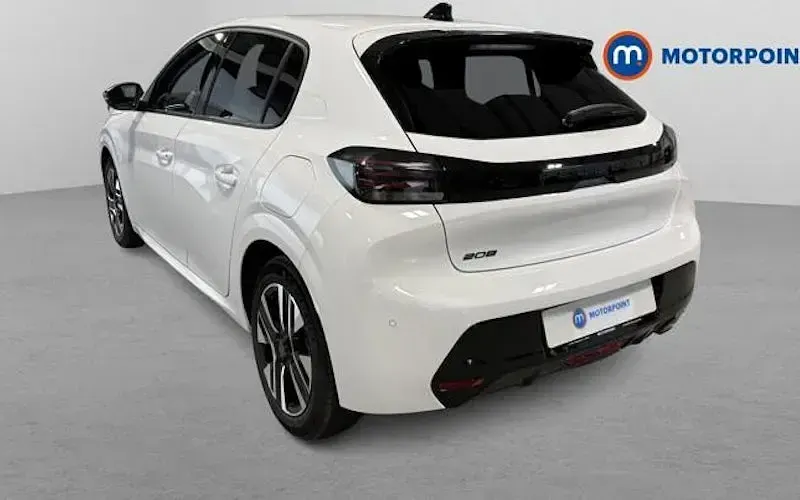 Używany Mini Cooper Level 2 135 kW (184 KM) 2023 Hatchback