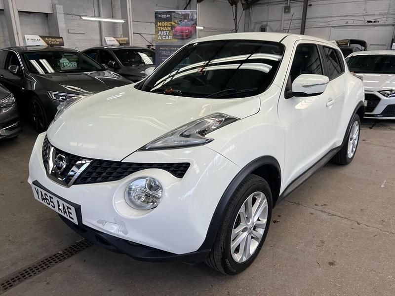 Used Nissan Juke Acenta 115 HP (84 kW) 2015 White SUV