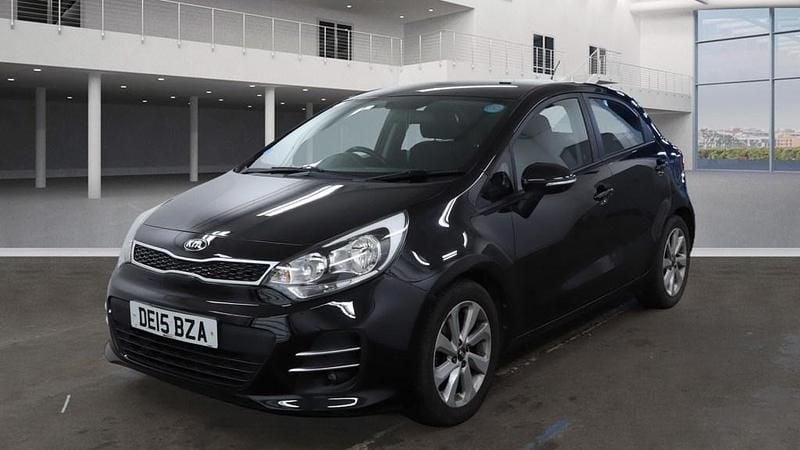 Used Kia Rio 109 HP (80 kW) 2015 Black Hatchback
