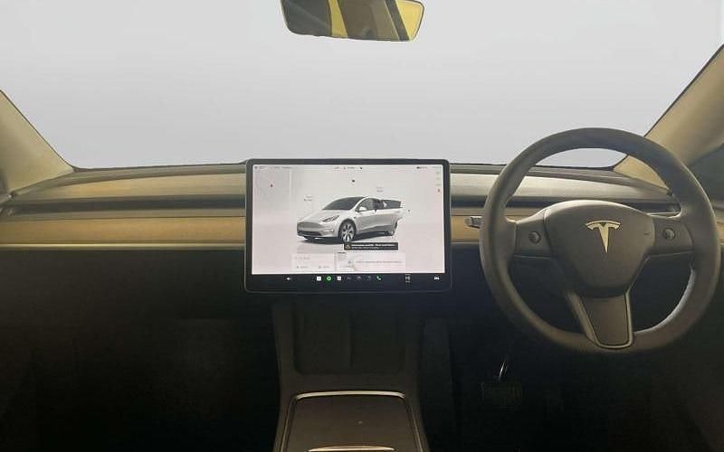 Used Tesla Model Y Long Range AWD 286 kW (389 HP) 2025 SUV