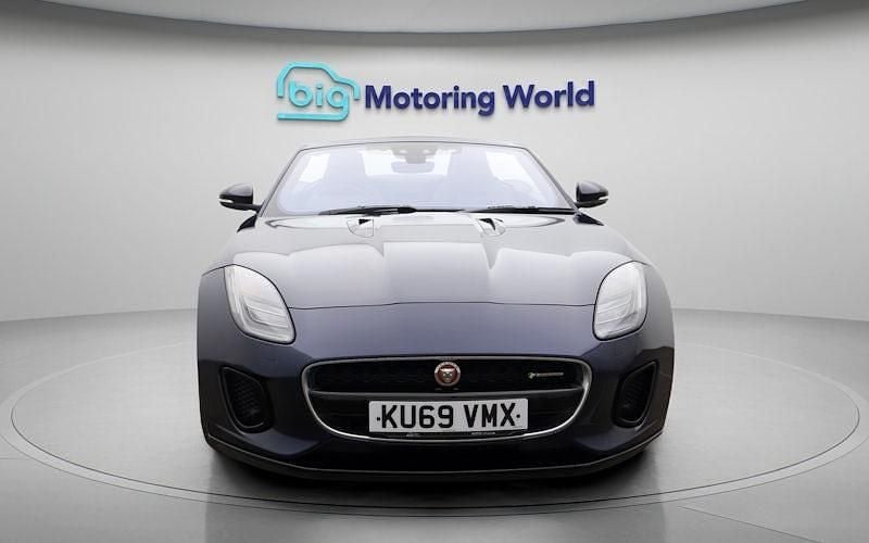 Usado Jaguar F-Type R-Dynamic 300 CV (220 kW) 2019 Azul Descapotable
