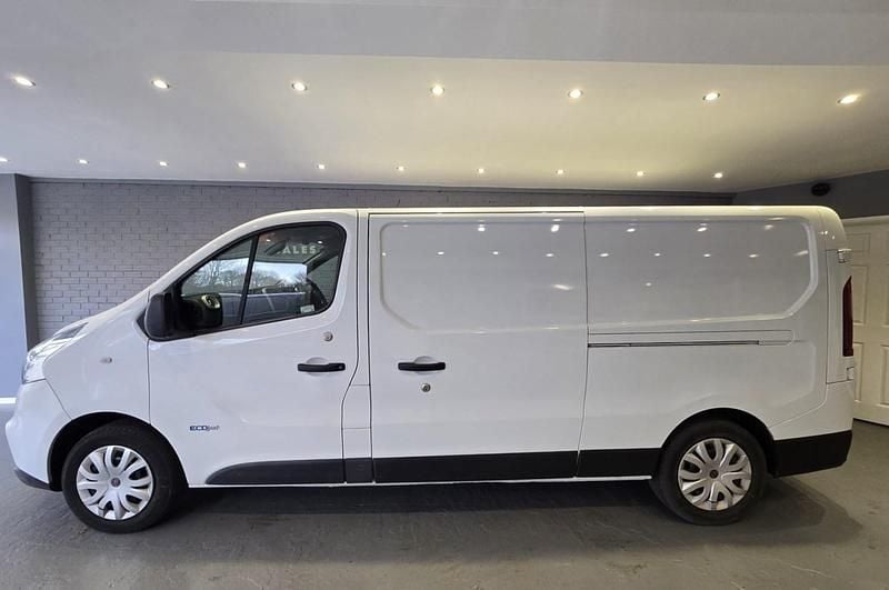 White Used 2017 Fiat Talento Van | £7,995 (Good price) - Image 1/4