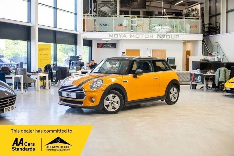 Orange Used 2015 Mini ONE Hatch Hatchback | £7,199 (Fair price) - Image 1/4