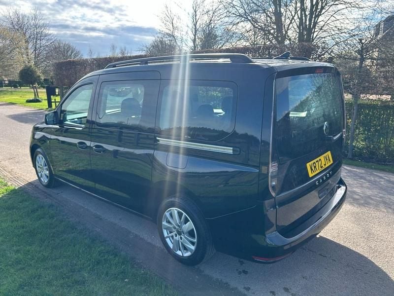 Used VW Caddy Maxi Life 122 HP (89 kW) 2022 Black MPV
