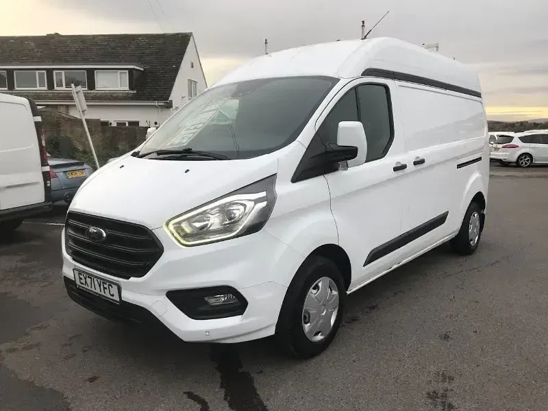 Used Ford Transit Custom Trend 105 HP (77 kW) 2021 White Van
