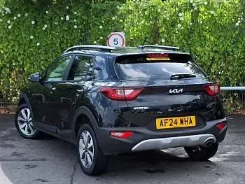 Used Kia Stonic 99 HP (72 kW) 2024 Black SUV
