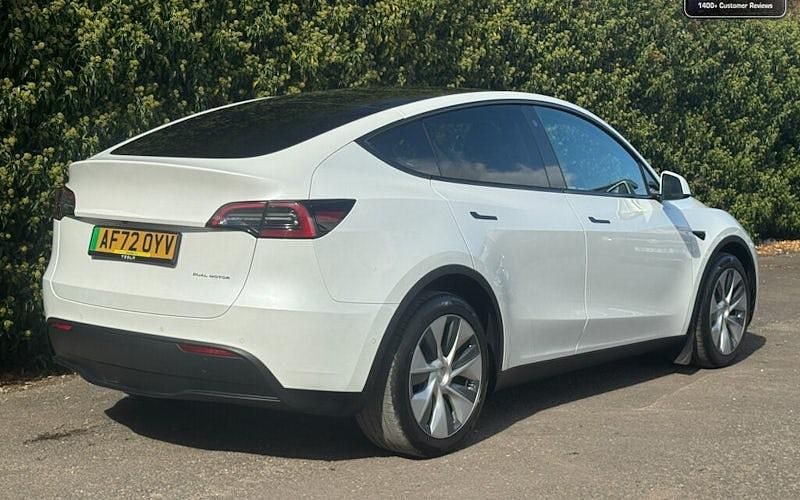 Used Tesla Model Y Long Range AWD 286 kW (389 HP) 2025 SUV