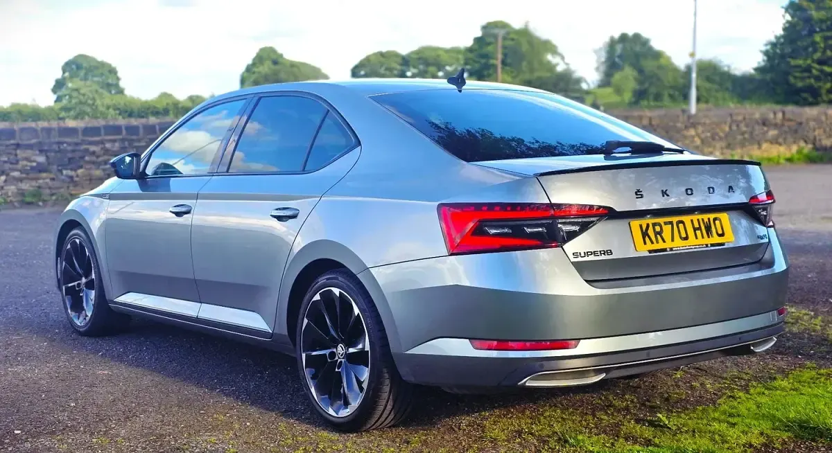 Used Skoda Superb SportlinePlus 190 HP (139 kW) 2021 Grey Hatchback