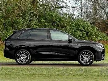 New Leapmotor C10 160 kW (218 HP) 2026 Pearl  metallic black SUV