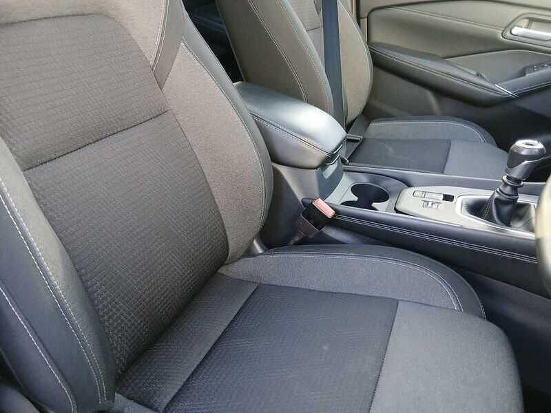 Used Nissan Qashqai N-Connecta 2023 Red SUV