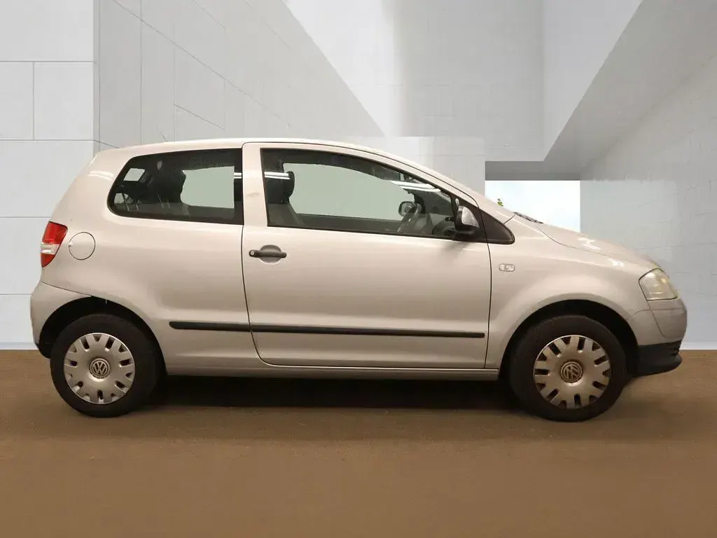 Used VW Fox 55 HP (40 kW) 2010 Silver Hatchback