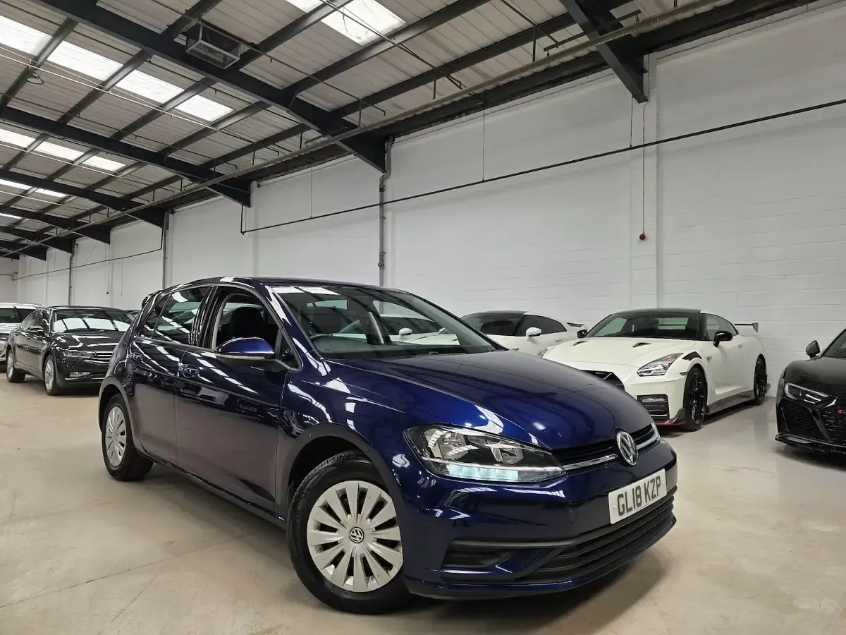 Used VW Golf VII S 125 HP (91 kW) 2018 Blue Hatchback