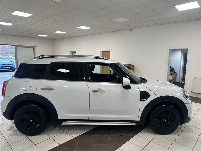 Used Mini Cooper D 150 HP (110 kW) 2018 White Hatchback