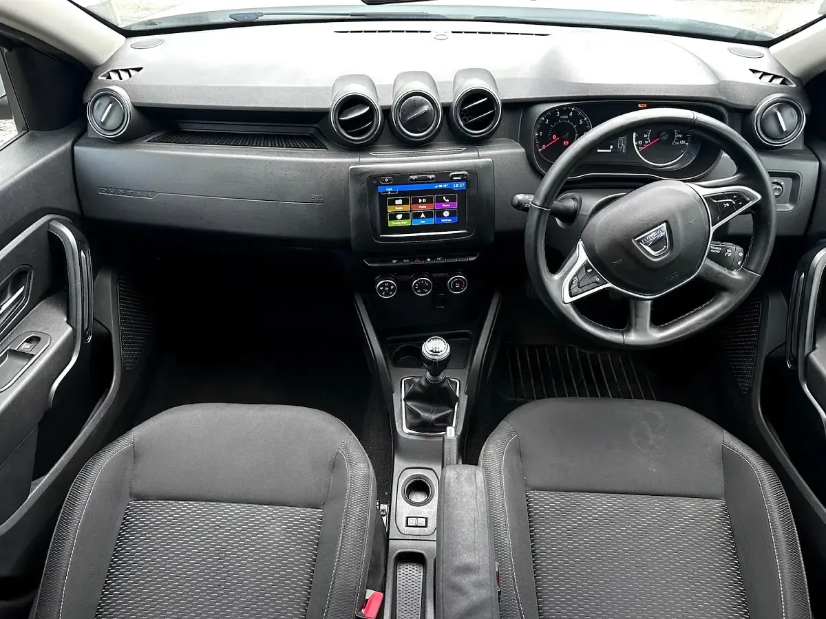 Used Dacia Duster Comfort 130 HP (95 kW) 2019 White SUV