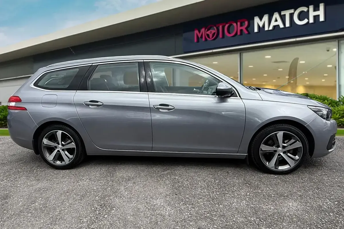 Used Peugeot 308 SW Allure 2019 Grey Estate