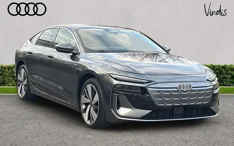 Begagnad Audi A6 e-tron S-Line 210 kW (286 HK) 2025 Kombi