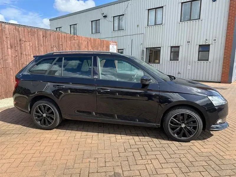 Gebraucht Skoda Fabia Monte Carlo 110 PS (80 kW) 2019 Schwarz Kleinwagen