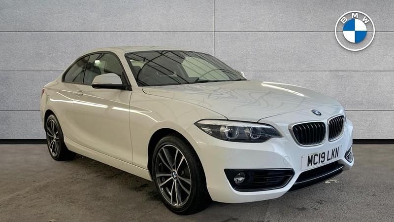White Used 2019 BMW 218 Sport Line Coupe | £12,890 (Super price) - Image 1/4