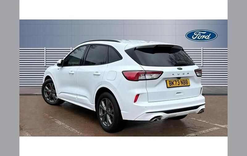 Used Ford Kuga ST-Line 150 HP (110 kW) 2023 White SUV