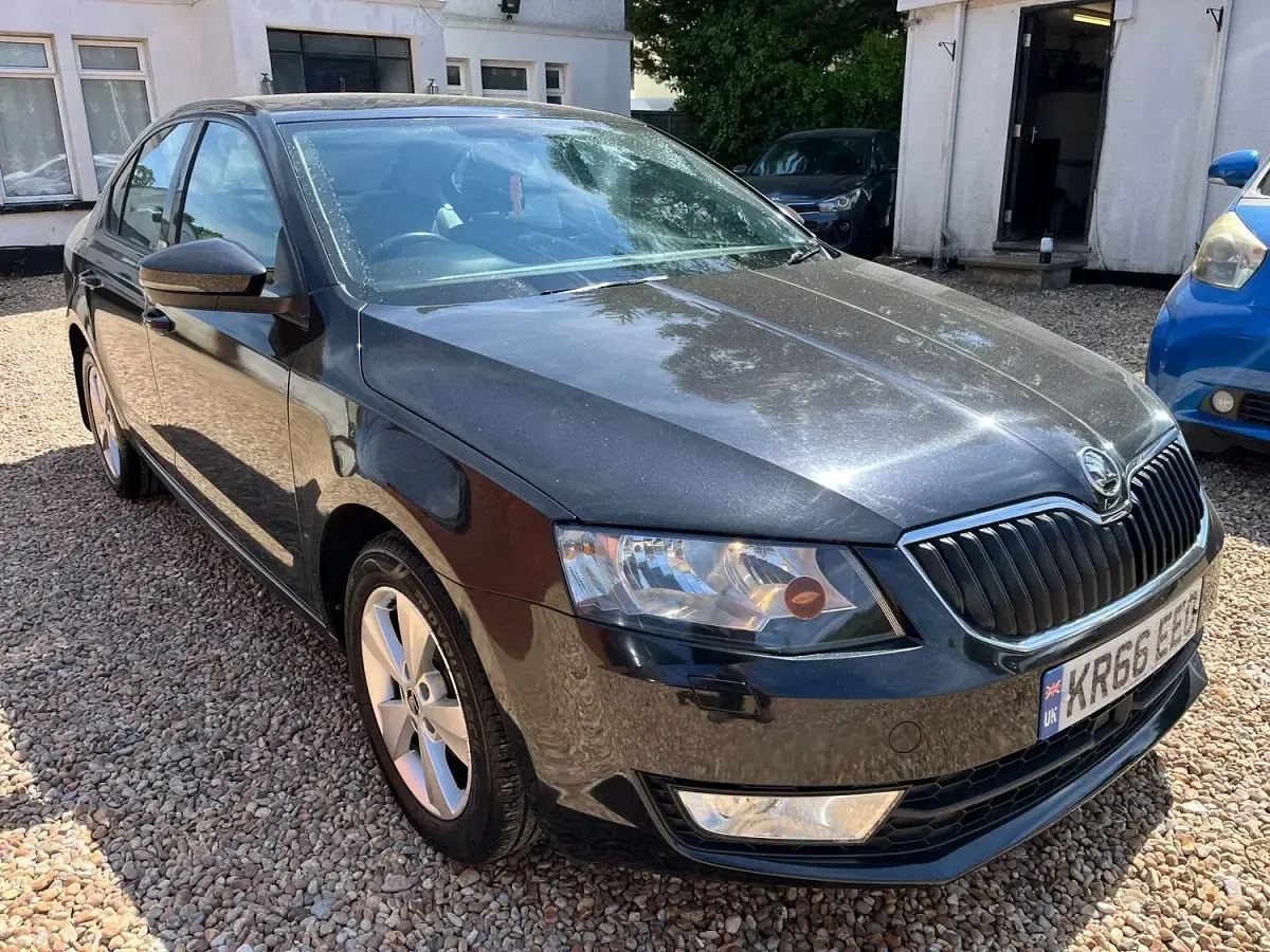 Used Skoda Octavia SE L 150 HP (110 kW) 2016 Black Estate
