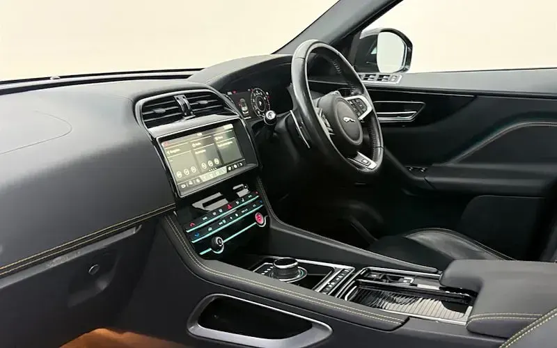 Used Jaguar F-Pace S 300 HP (220 kW) 2019 Black SUV