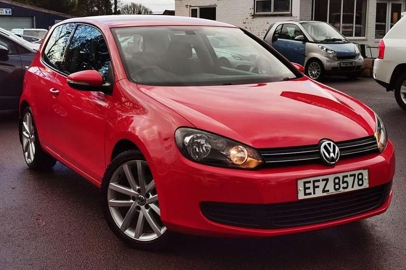 Used VW Golf VI SE 122 HP (89 kW) 2011 Red Hatchback