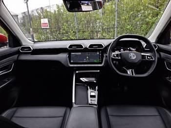 Used MG ZS Trophy 196 HP (144 kW) 2025 Red SUV