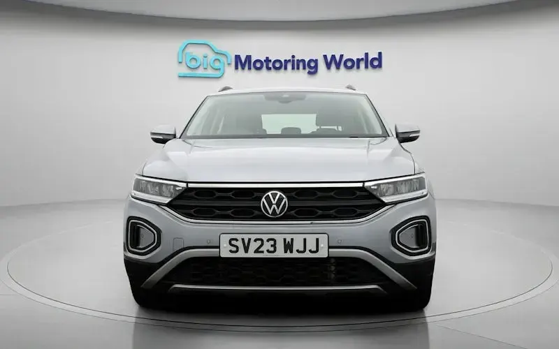 Begagnad VW T-Roc S 110 HK (80 kW) 2023 Silver SUV