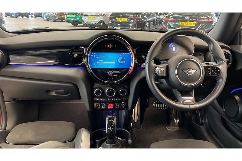 Used Mini Cooper Sport 136 HP (100 kW) 2023 Red Hatchback