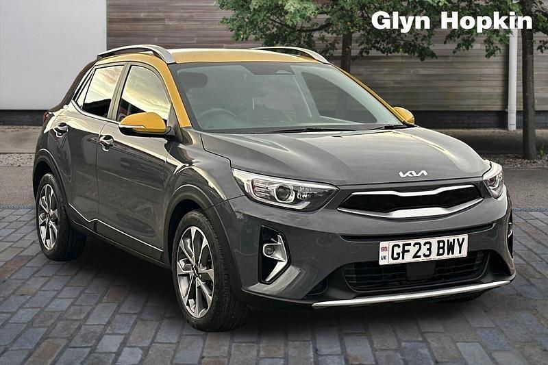 Grey Used 2023 Kia Stonic SUV | £14,375 (Fair price) - Image 1/4