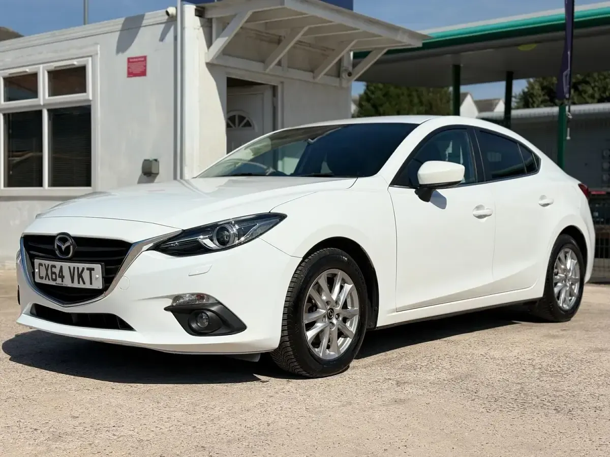 Used Mazda 3 120 HP (88 kW) 2014 White Sedan