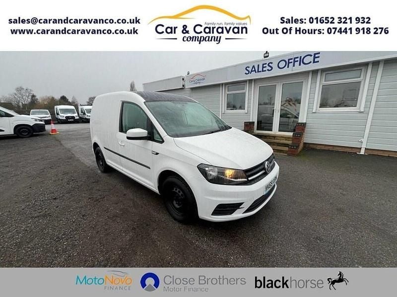 White Used 2019 VW Caddy Trendline MPV | £6,440 (Good price) - Image 1/4
